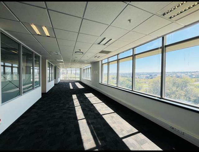 4,435M² OFFICE TO LET IN WATERFALL