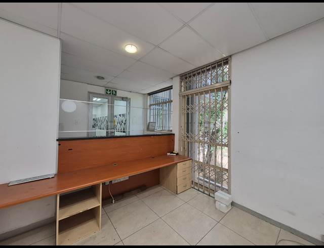 88M² OFFICE TO LET IN ROSEBANK