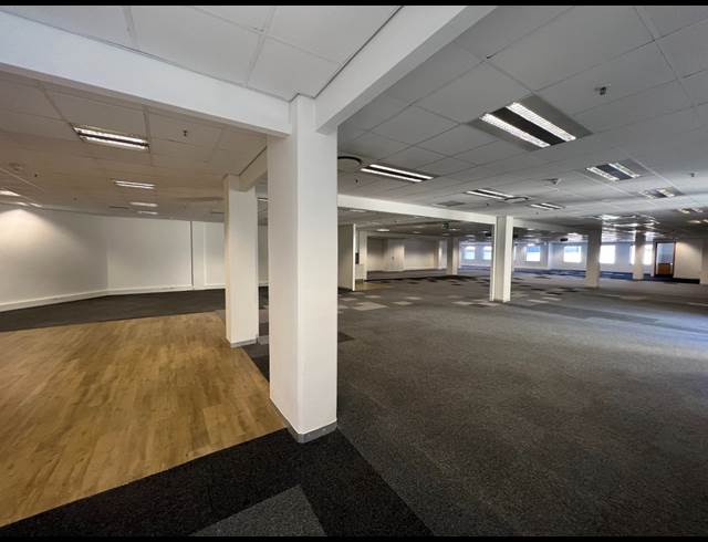 818M² OFFICE TO LET IN ROSEBANK