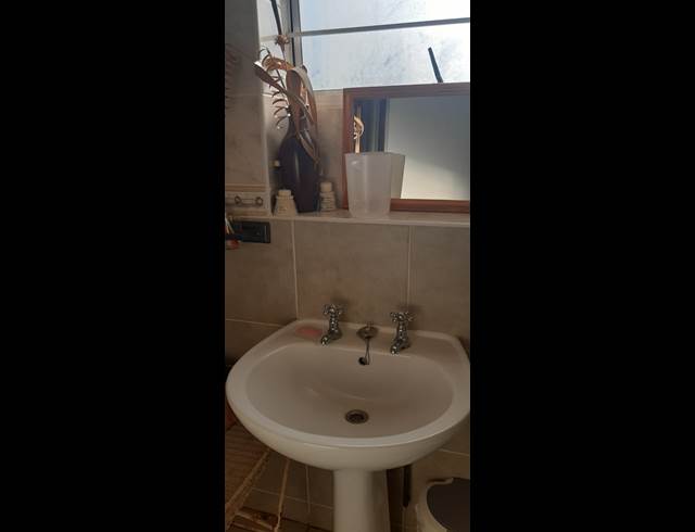 2 bed property to rent in OCEAN VIEW