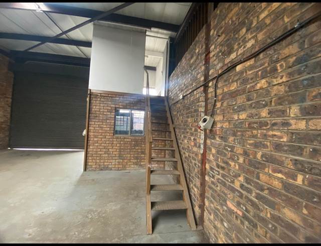 150M² WAREHOUSE TO LET IN ALRODE SOUTH