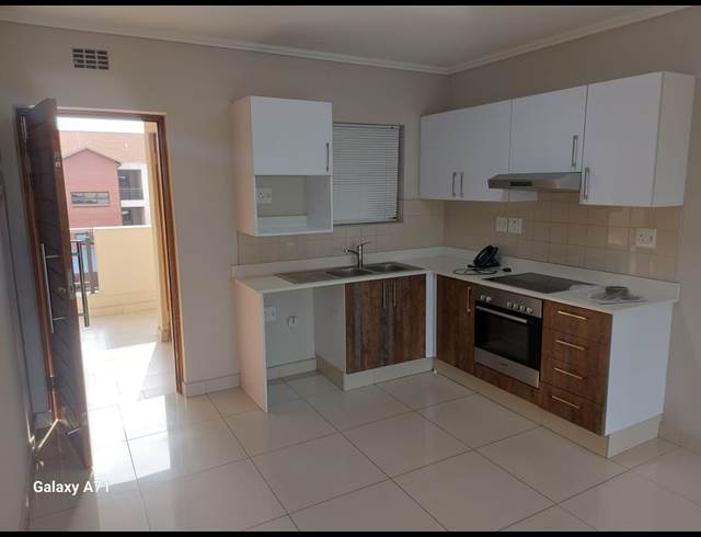 2 BEDROOM APARTMENT TO LET IN UMHLANGA RIDGE
