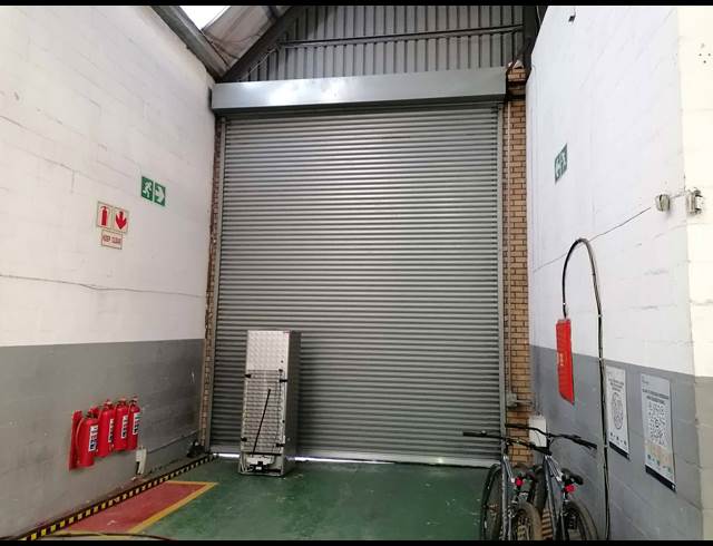 1,040M² WAREHOUSE TO LET IN KILLARNEY GARDENS