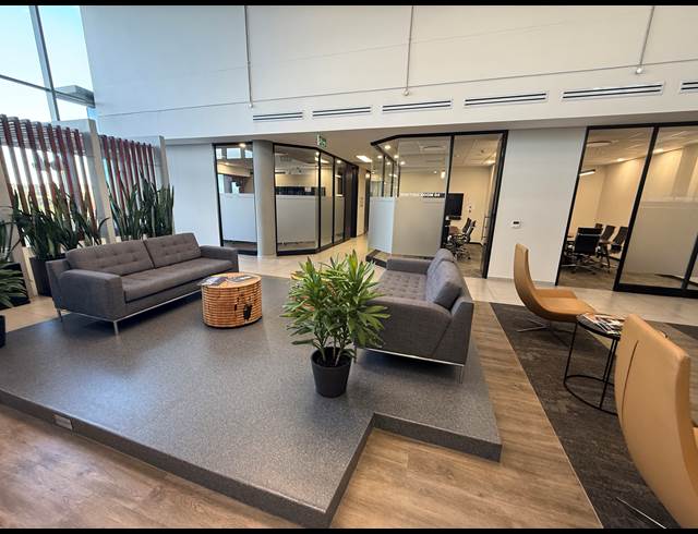 625M² OFFICE TO LET IN ROSEBANK
