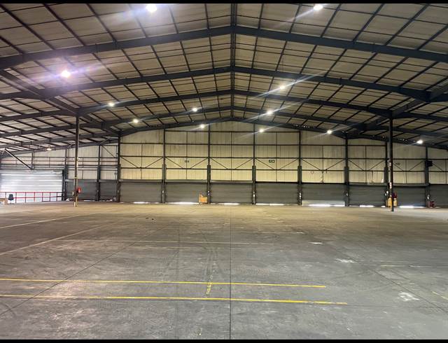 25,539M² WAREHOUSE TO LET IN MOBENI