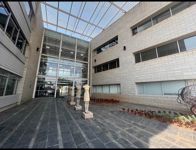936M² OFFICE TO LET IN ILLOVO
