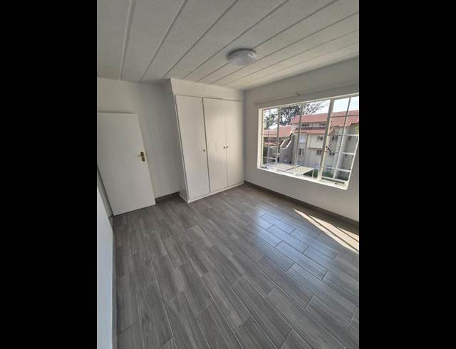 2 BEDROOM PROPERTY TO RENT IN PAULSHOF