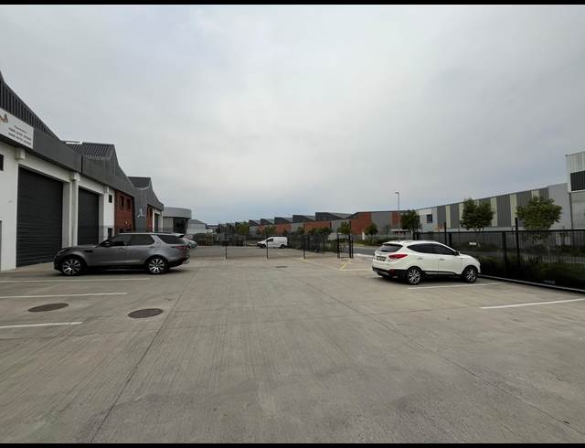 420M² WAREHOUSE TO LET IN RIVERGATE