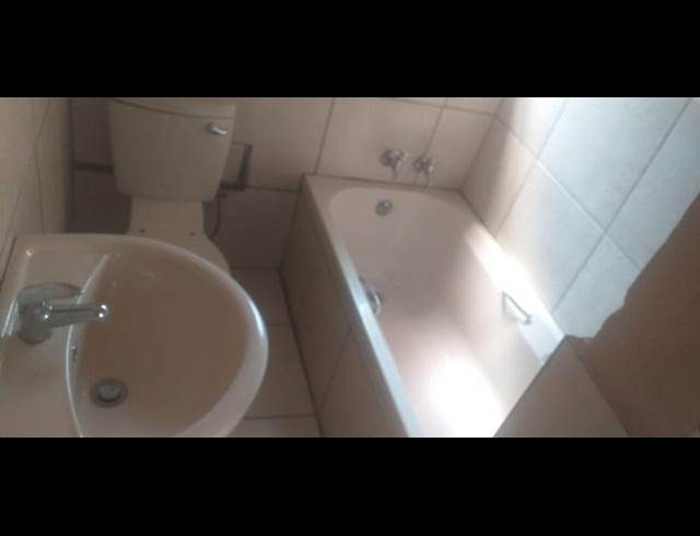 1 BEDROOM PROPERTY TO RENT IN MAOKENG