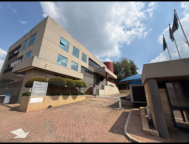 4,810M² BUILDING TO LET IN FERNDALE