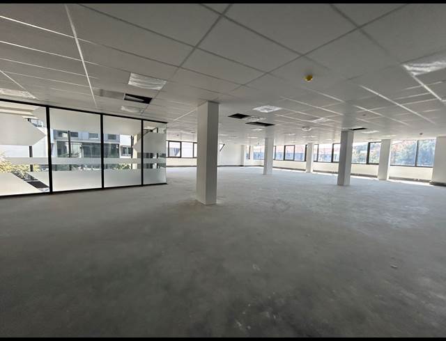 333M² WAREHOUSE TO LET IN VORNA VALLEY