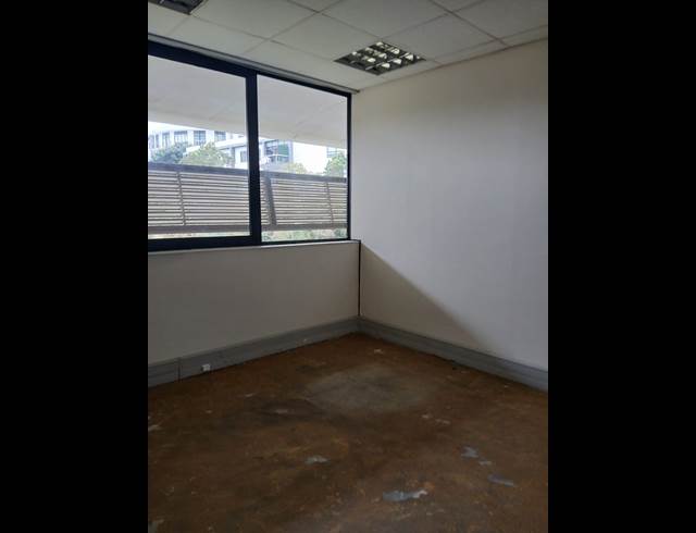 214.40M² OFFICE TO LET IN WESTVILLE
