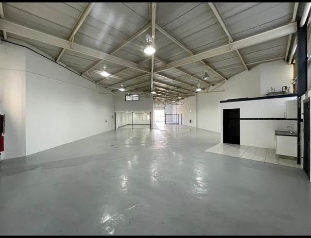 613M² WAREHOUSE TO LET IN HALFWAY HOUSE
