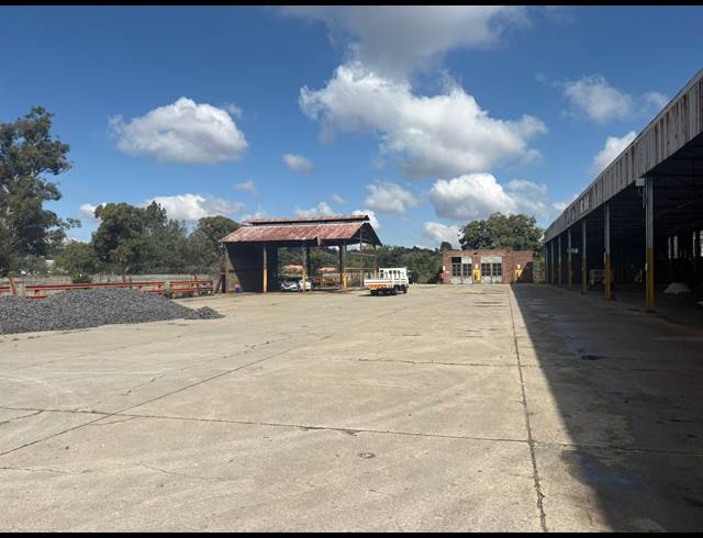 1,500M² INDUSTRIAL YARD TO LET IN GERMISTON SOUTH