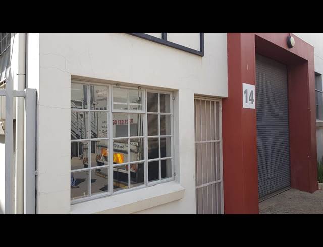 145M² WAREHOUSE RENTED IN CITY DEEP