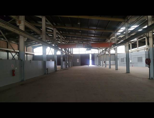 10,562M² WAREHOUSE TO LET IN ISANDO