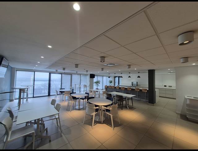 911M² OFFICE TO LET IN SANDTON CENTRAL