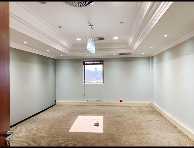 7,435M² OFFICE TO LET IN WYNBERG