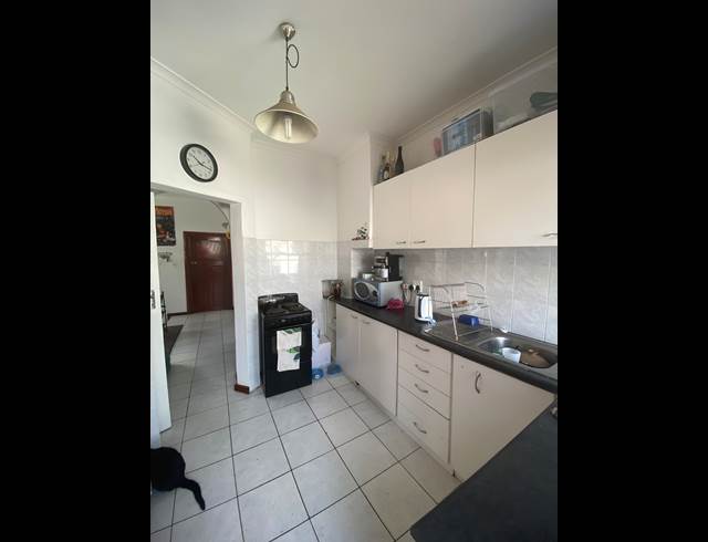 2 bed property to rent in SCHOTSCHE KLOOF