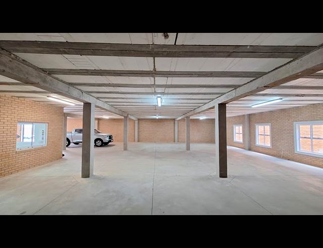 464M² WAREHOUSE TO LET IN LASER PARK