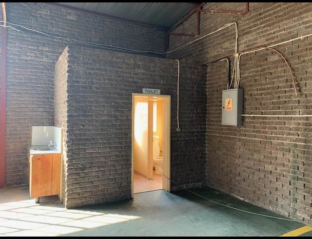 245M² WORKSHOP TO LET IN ROCKY DRIFT