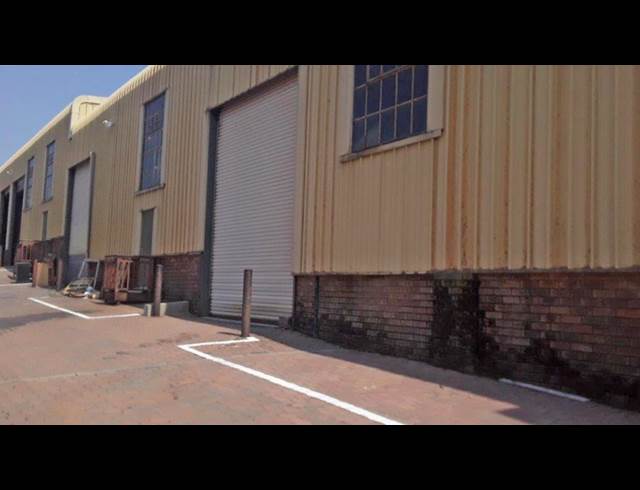347M² WAREHOUSE TO LET IN OLIVEDALE
