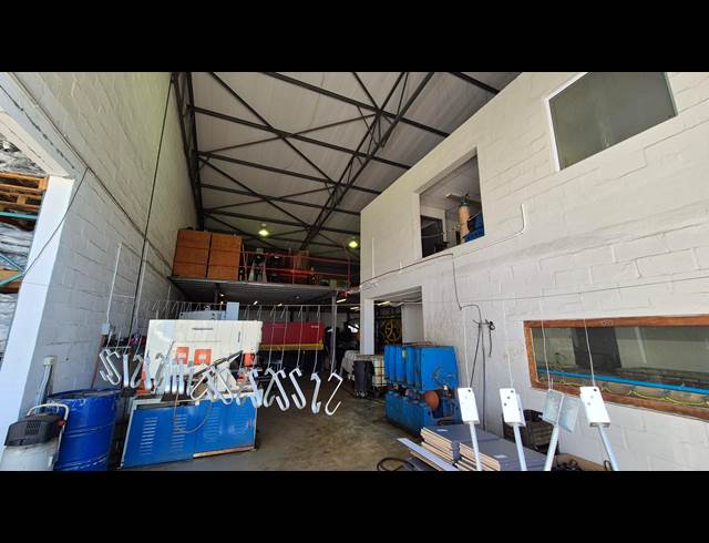 663M² WAREHOUSE TO LET IN CAPRICORN