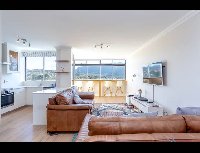 2 BEDROOM APARTMENT RENTED IN CLAREMONT UPPER
