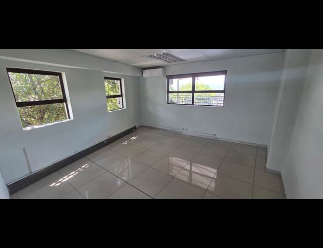 143M² OFFICE TO LET IN SONHEUWEL