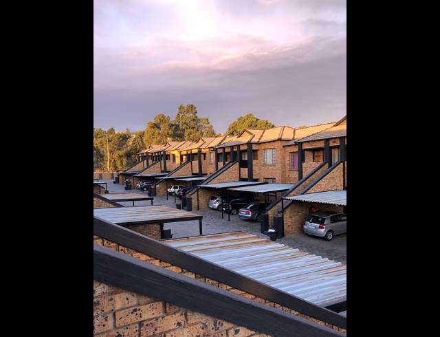 2 bed Complex property to rent in ELSPARK