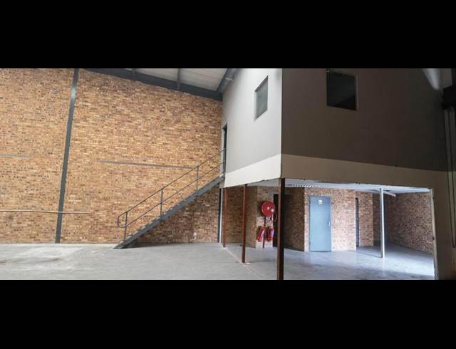 INDUSTRIAL PROPERTY TO RENT IN N4 GATEWAY INDUSTRIAL PARK