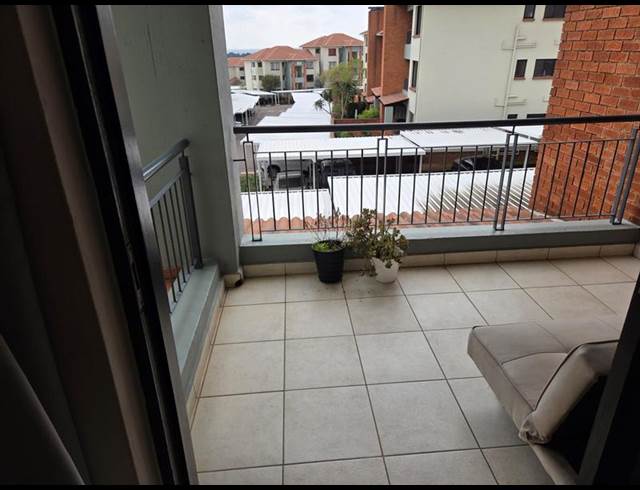 1 BEDROOM PROPERTY TO RENT IN GREENSTONE HILL