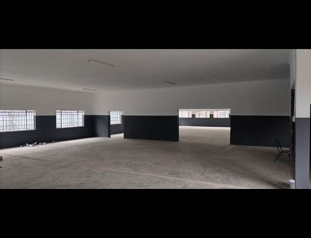 440M² WORKSHOP TO LET IN SONHEUWEL