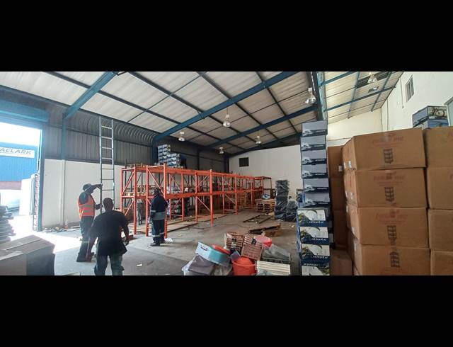773M² WAREHOUSE TO LET IN STRIJDOMPARK