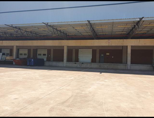 13,685M² WAREHOUSE TO LET IN CATO RIDGE