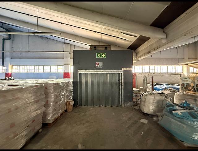 11,000M² WAREHOUSE TO LET IN MOBENI