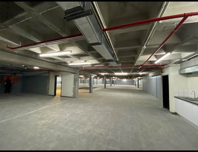2,019M² STORAGE UNIT TO LET IN CAPE TOWN CITY CENTRE