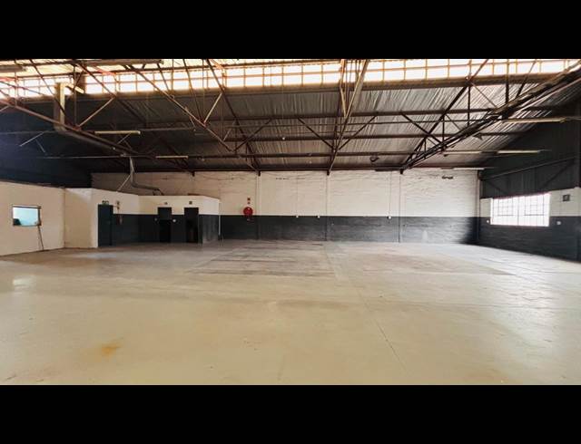 444M² WAREHOUSE TO LET IN ROBERTVILLE