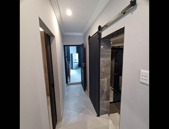 1 BEDROOM PROPERTY TO RENT IN HOUGHTON ESTATE