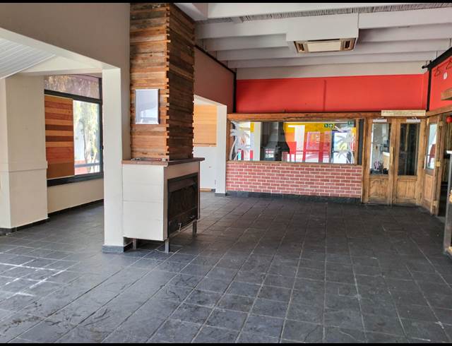 589M² RETAIL TO LET IN DURBANVILLE CENTRAL