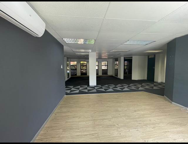 263M² OFFICE TO LET IN HURLINGHAM