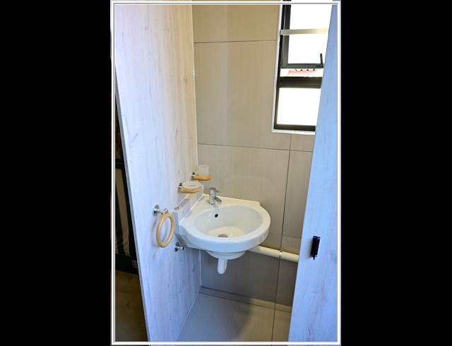 1 bed property to rent in KRUGERSDORP