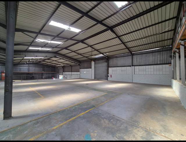 1,200M² WAREHOUSE TO LET IN WADEVILLE