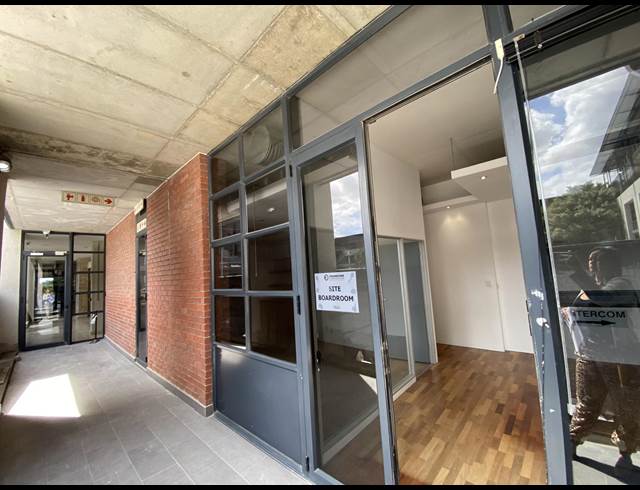 144M² OFFICE TO LET IN OBSERVATORY