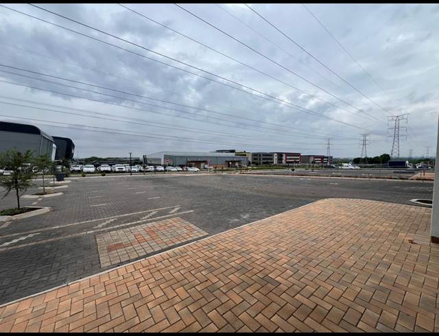 495M² WAREHOUSE TO LET IN HIGHVELD BUSINESS PARK