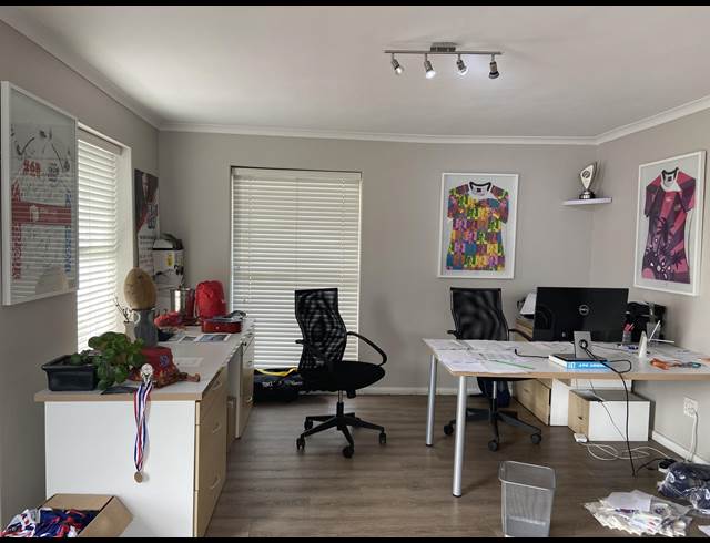 155M² OFFICE TO LET IN TOKAI