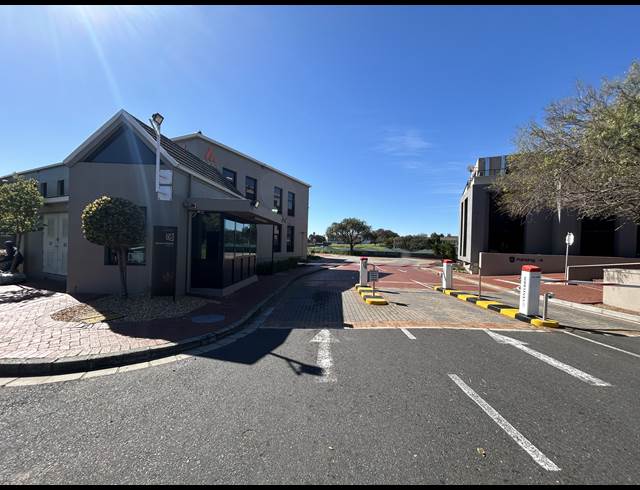 355M² BUILDING TO LET IN MOWBRAY