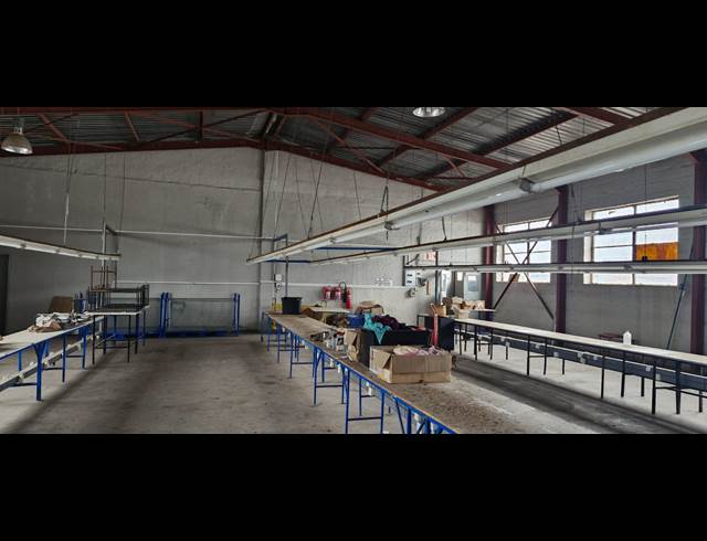 300M² WAREHOUSE TO LET IN SELBY
