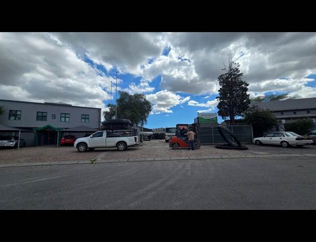 INDUSTRIAL PROPERTY TO RENT IN BLACKHEATH INDUSTRIAL