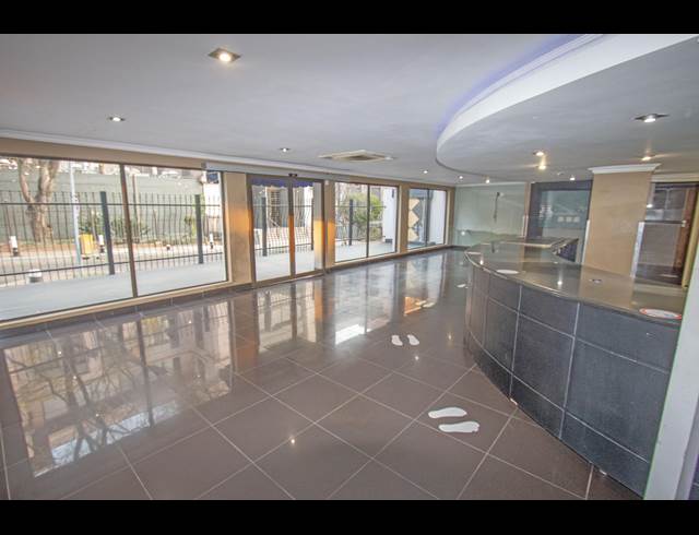 2,000M² OFFICE TO LET IN ROSEBANK